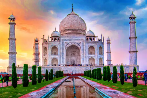 O Taj Mahal: Uma História de Amor Petrificada na Índia