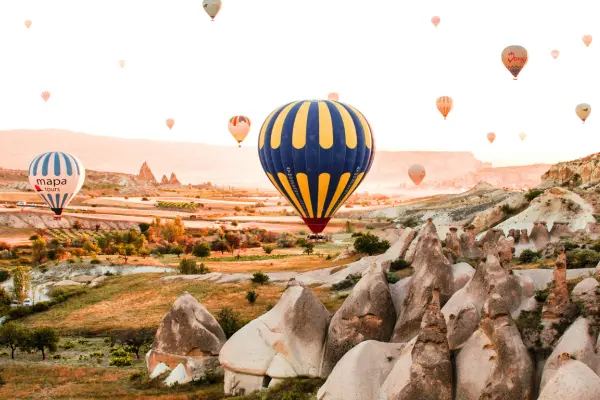 Vivenciando o Espetacular Festival de Balões de Ar Quente na Capadócia