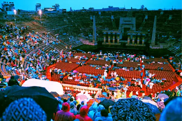O Festival de Ópera de Verona: Uma Noite na Arena Antiga
